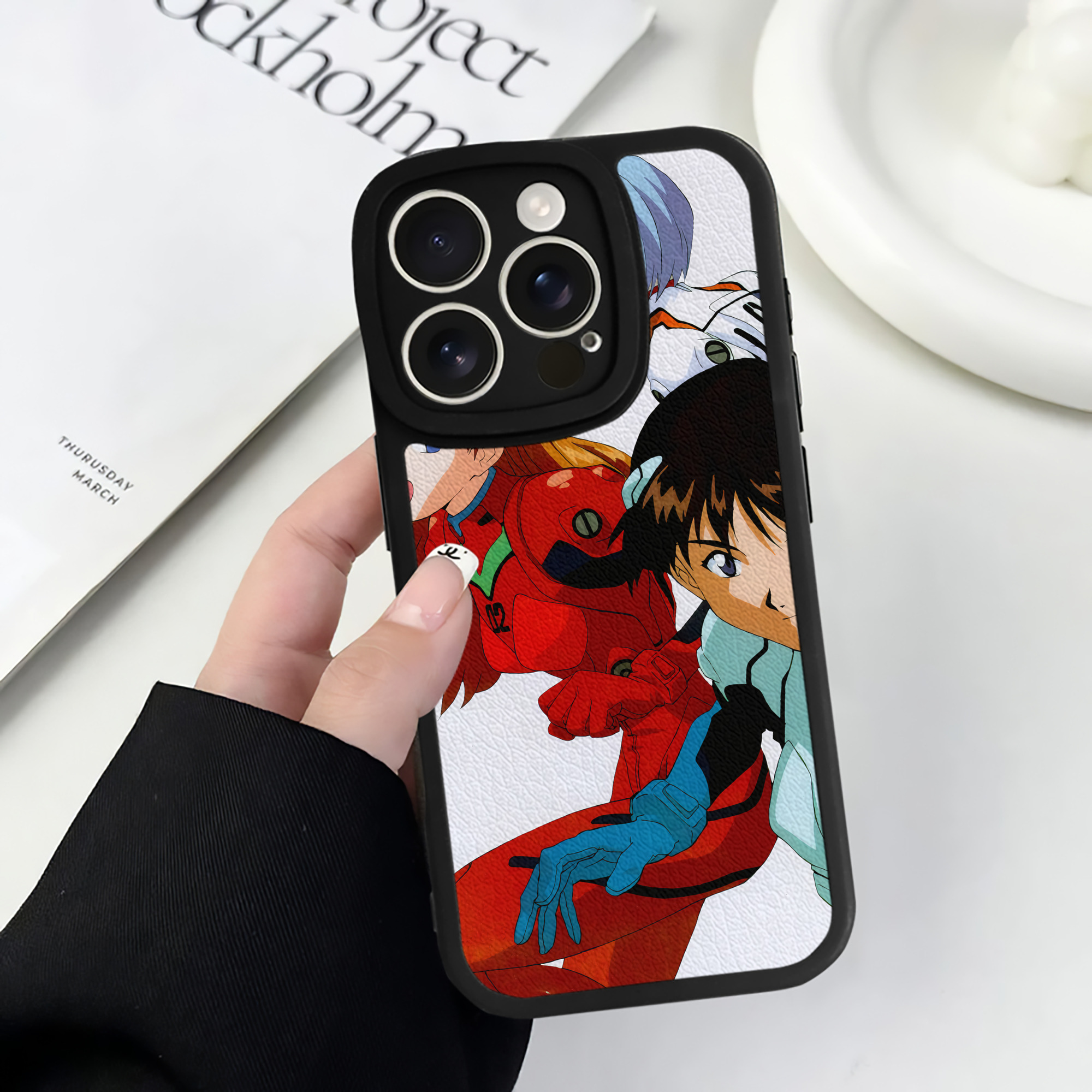 （画像用） EVA 新世紀エヴァンゲリオン 【iPhone 16シリーズ対応】シリコンスマホケース（レザー調） 材質：シリコン